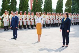 Maia Sandu, Natalia Gavrilița și Igor Grosu vor avea salarii mai mari din 1 ianuarie